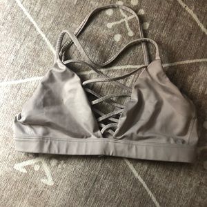 victoria sports bra
